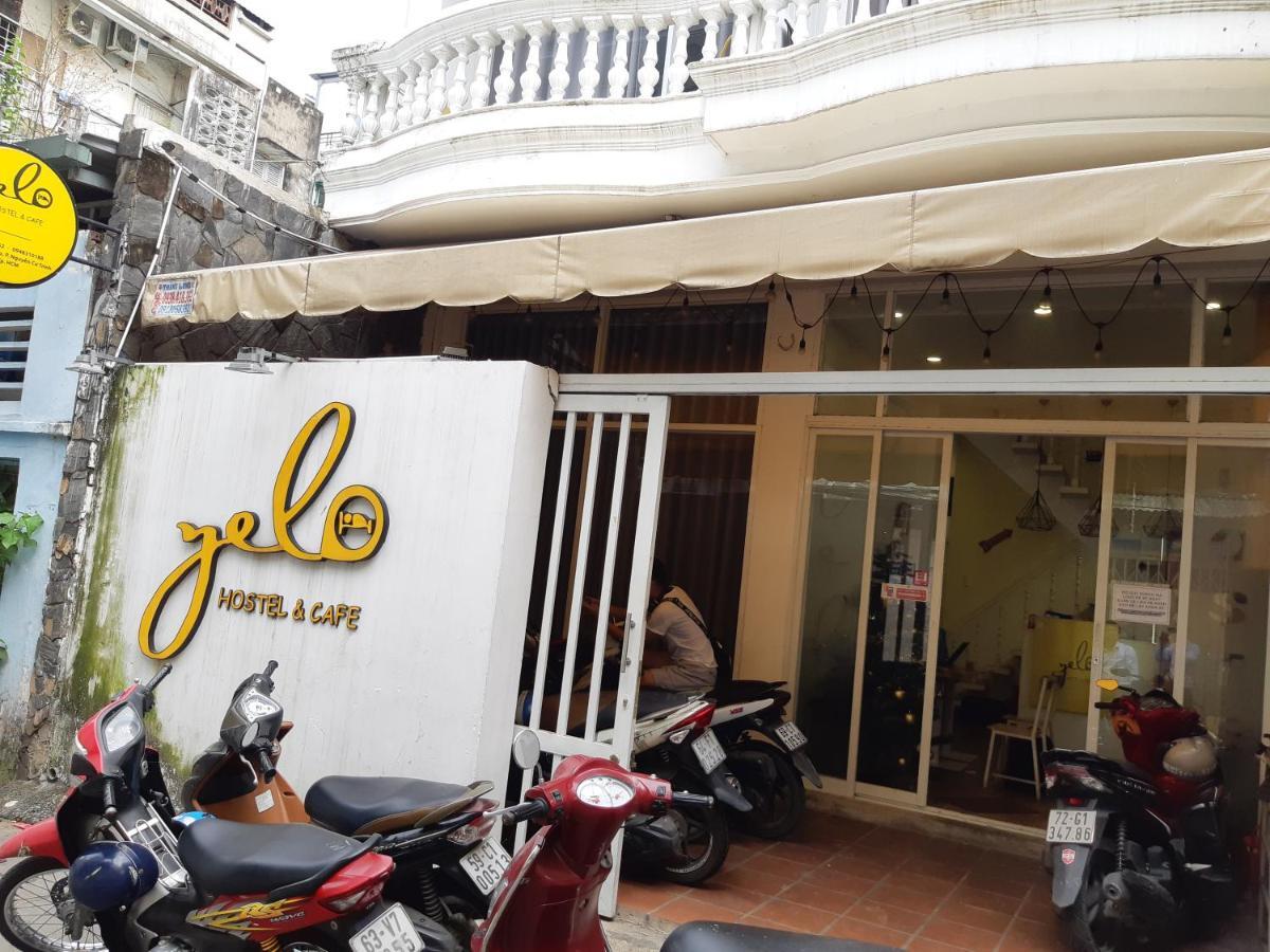 Yelo Hostel & Cafe Хошимин Экстерьер фото